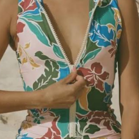 NWT FP x Stone Fox Swim rafa one piece surf in lei lei print Floral size small - Picture 6 of 14